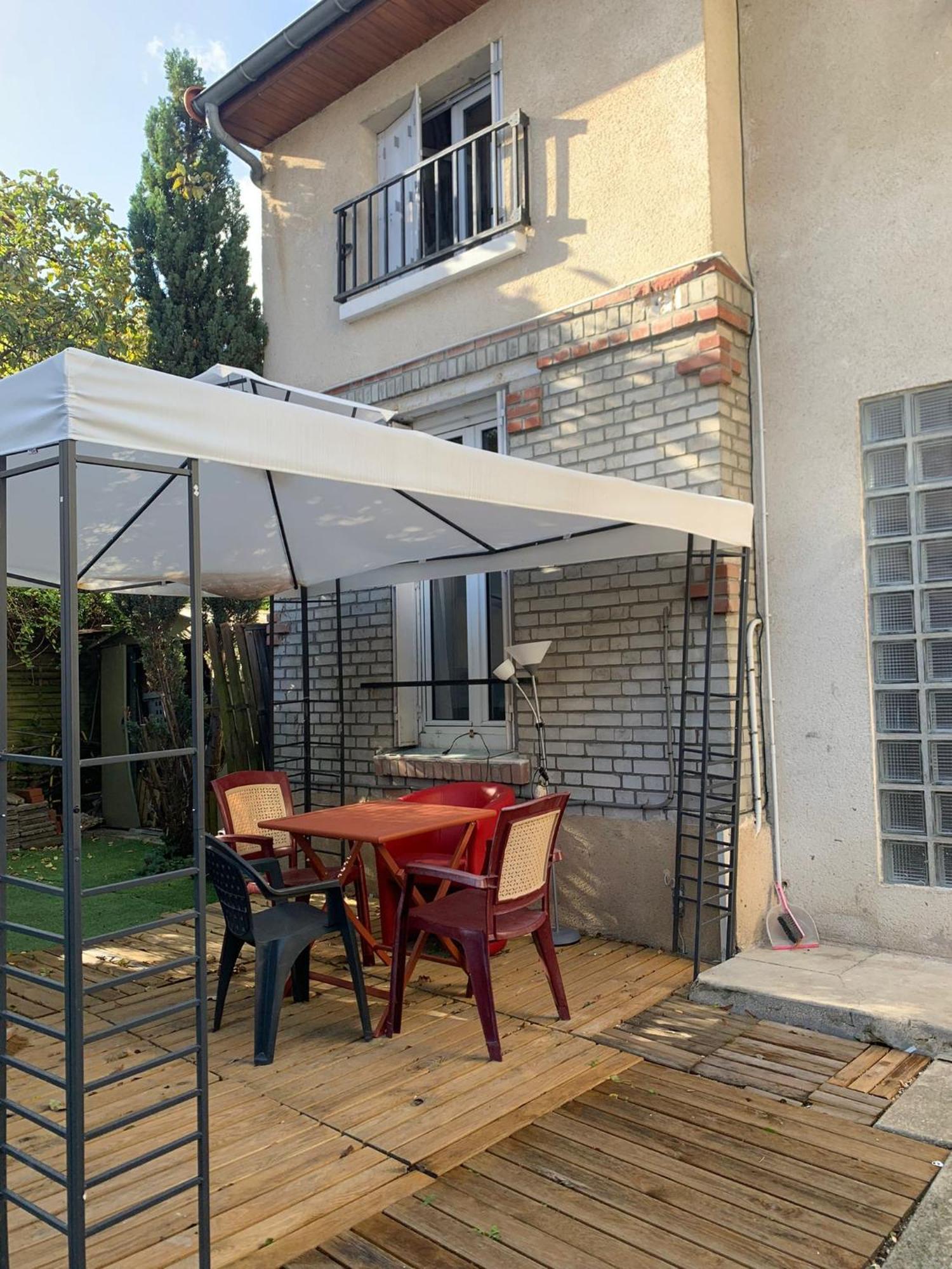 Pavillon & Jardinet A 5 Mn Paris , 30 Mn Stade De France Au Pied Du Rer B Cachan Eksteriør billede